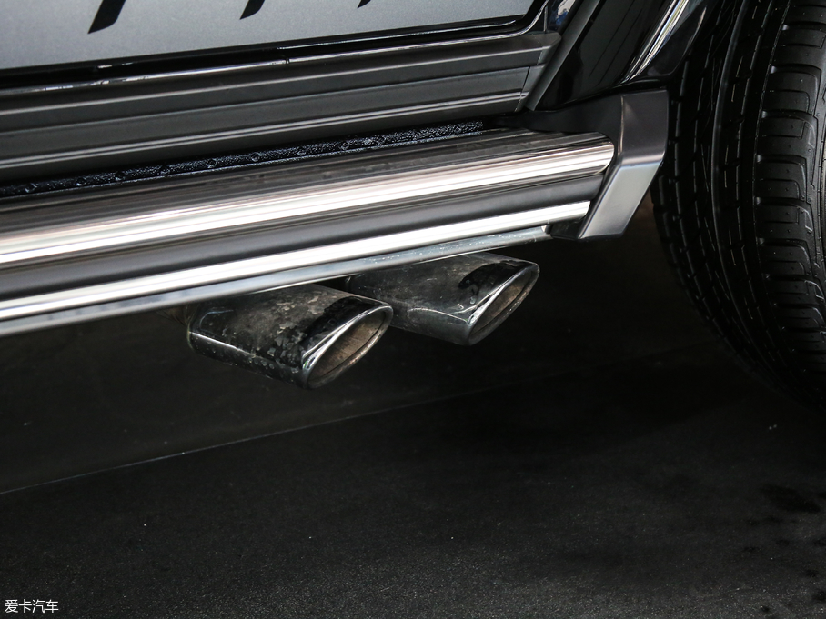 2017YGAMG AMG G 63 ذ