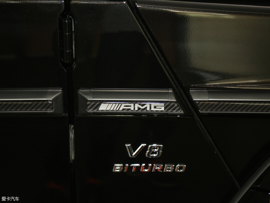 2017YGAMG AMG G 63 ذ