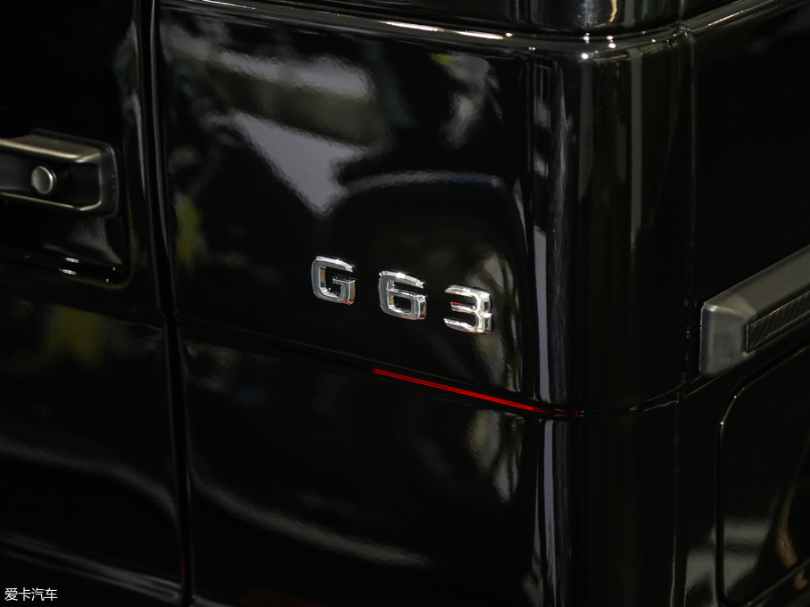 2017YGAMG AMG G 63 ذ