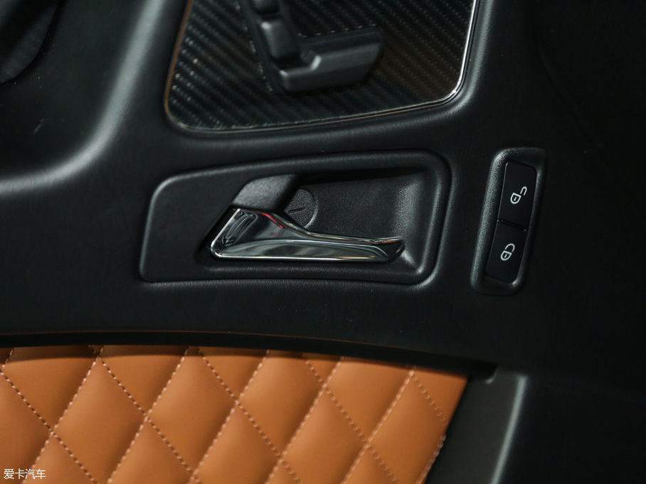 2017YGAMG AMG G 63 ذ