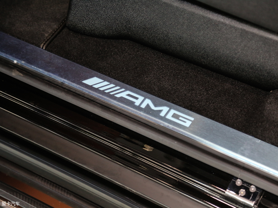 2017YGAMG AMG G 63 ذ