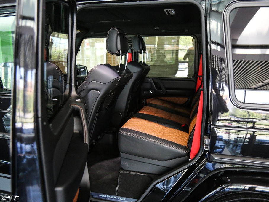 2017YGAMG AMG G 63 ذ