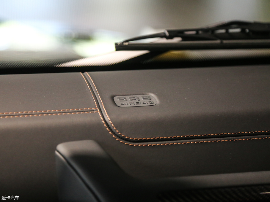 2017YGAMG AMG G 63 ذ