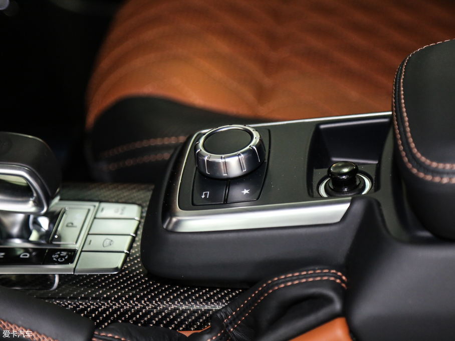 2017YGAMG AMG G 63 ذ