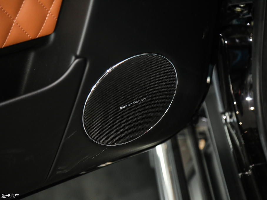 2017YGAMG AMG G 63 ذ