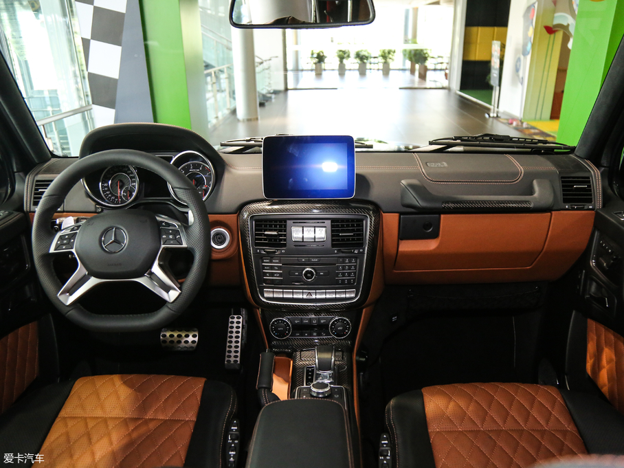 2017YGAMG AMG G 63 ذ