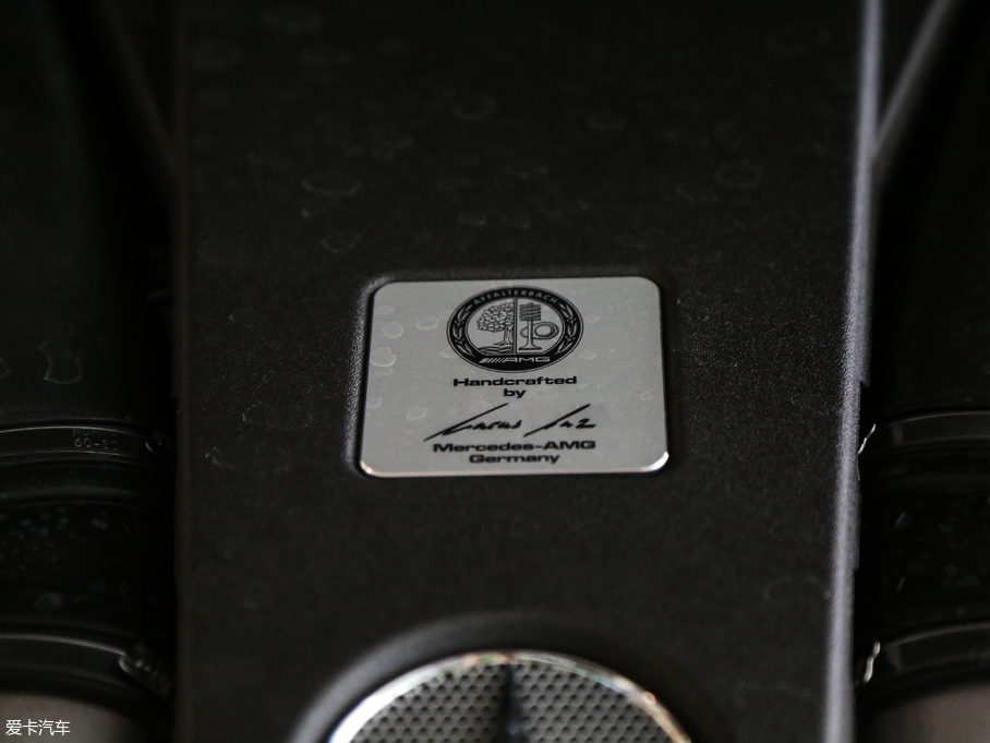 2017YGAMG AMG G 63 ذ