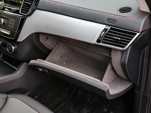 2017A(y)MG GLE 43 4MATIC 