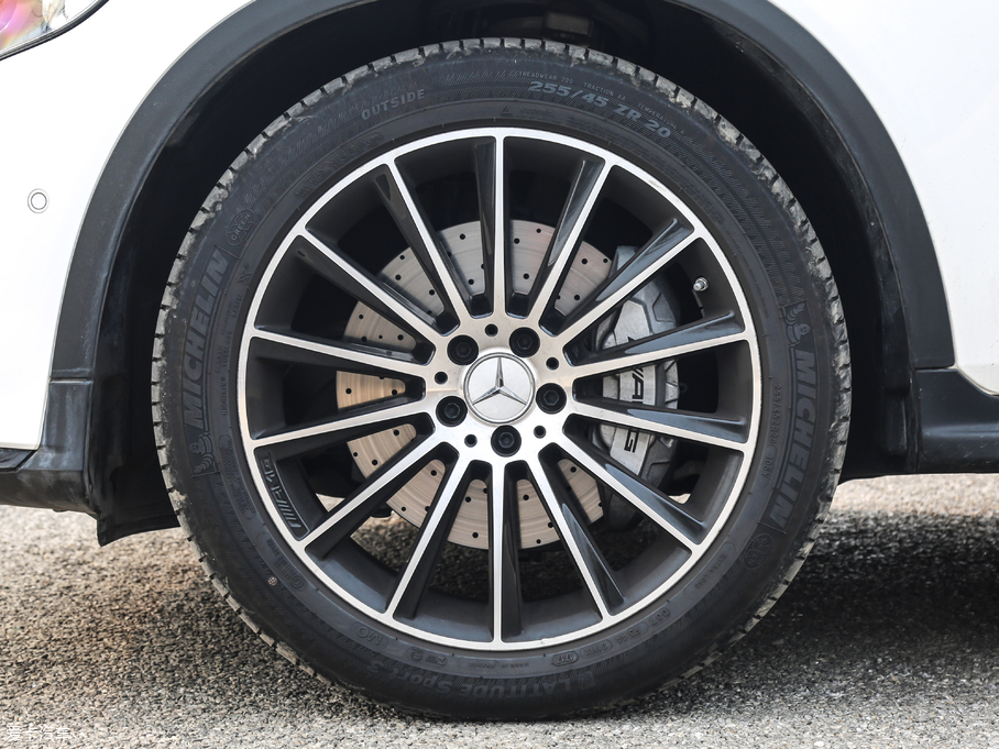 2017YGLCCoupeAMG AMG GLC 43 4MATIC Coupe