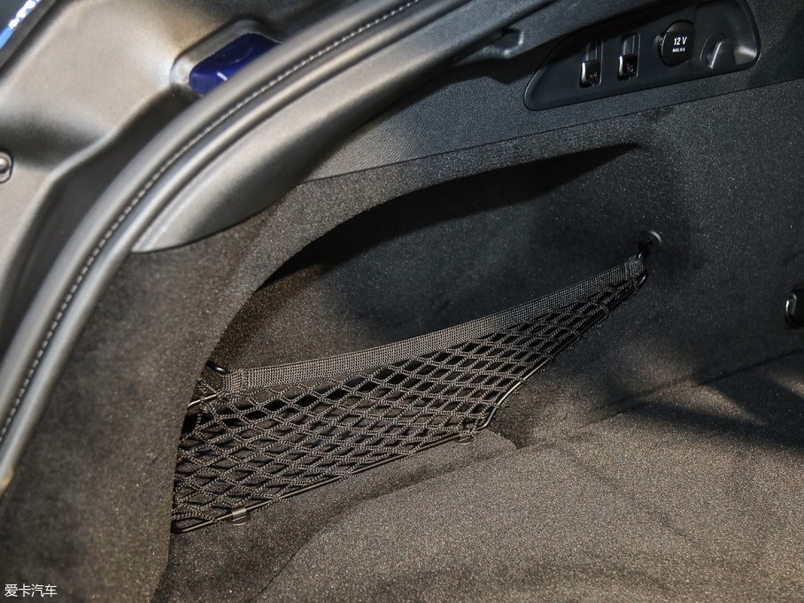 2017YGLCCoupeAMG AMG GLC 43 4MATIC Coupe ؄e