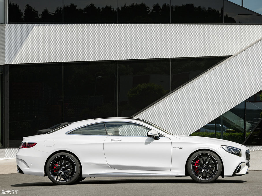 2018YSAMG AMG S 63 Coupe 4MATIC 