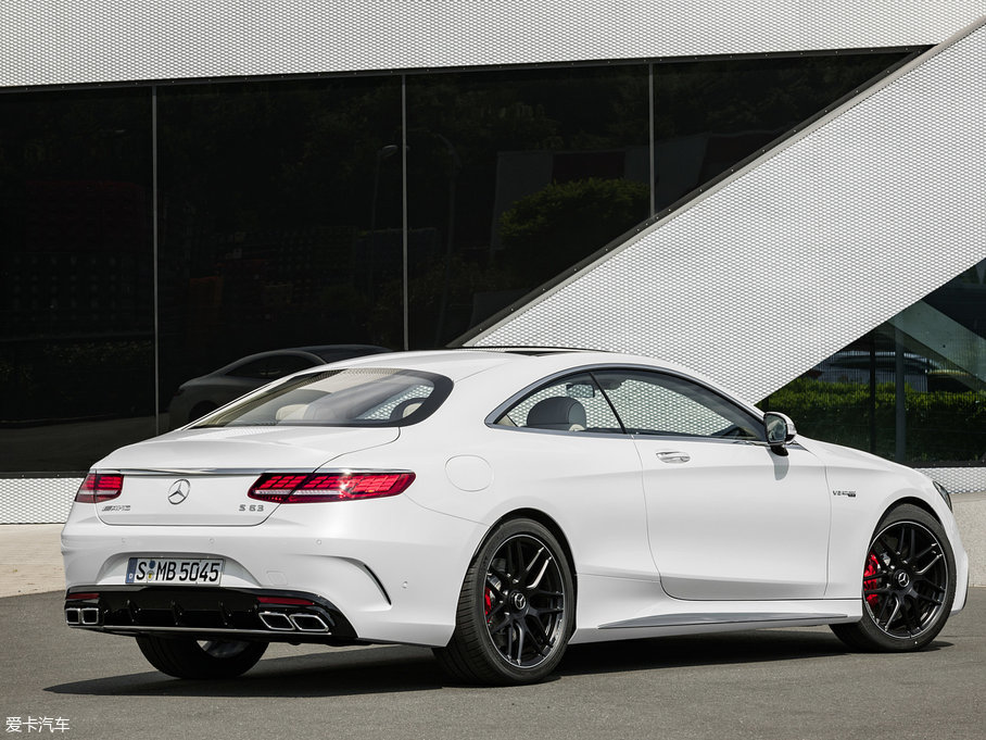 2018AMG S˫ AMG S 63 Coupe 4MATIC 