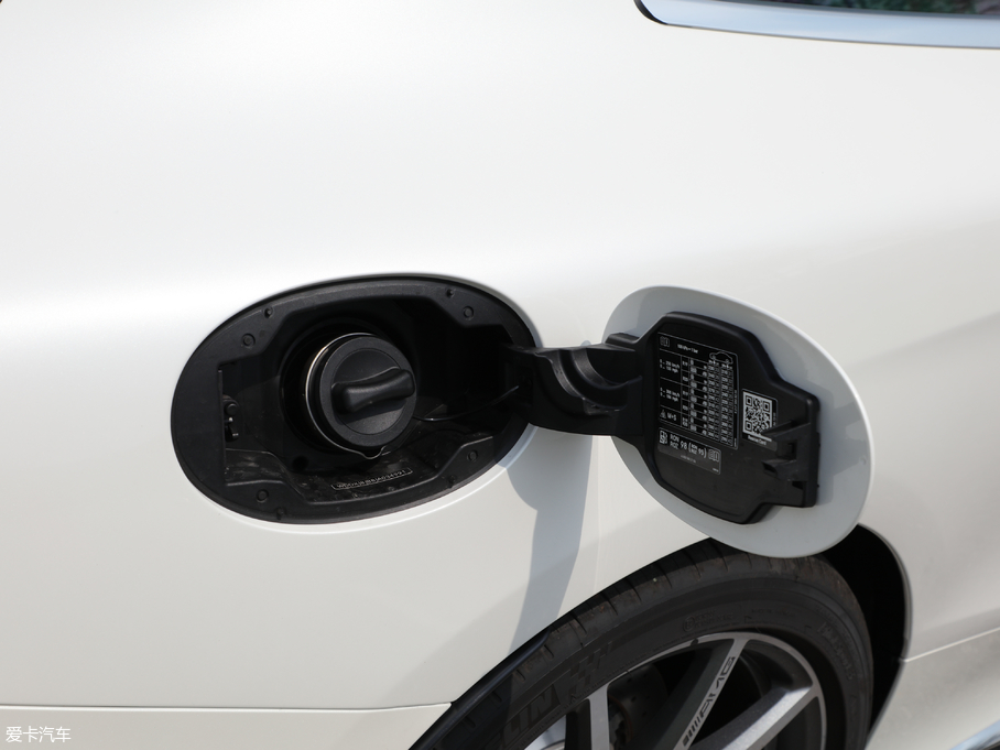 2018YSAMG AMG S 63 Coupe 4MATIC+