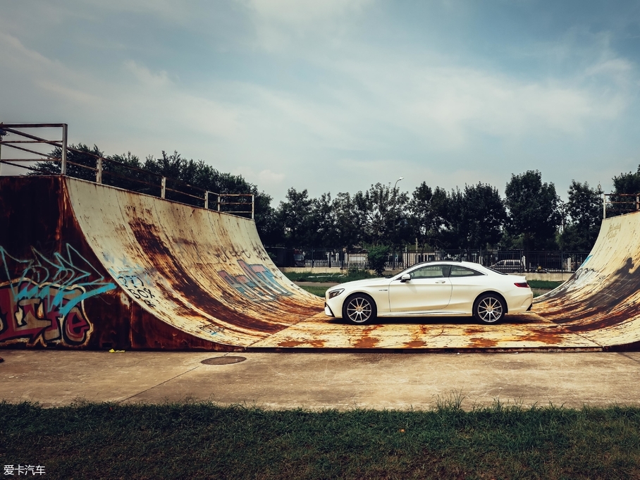 2018YS(j)AMG AMG S 63 Coupe 4MATIC+