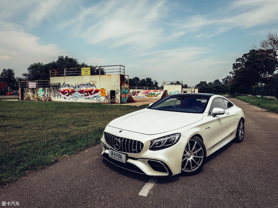 2018YSAMG AMG S 63 Coupe 4MATIC+