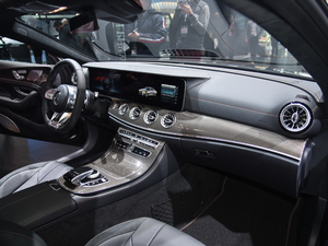 2018��A(y��)MG CLS 53 ���g����