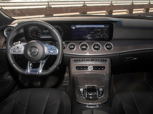 2018��A(y��)MG CLS 53 �п؅^(q��)