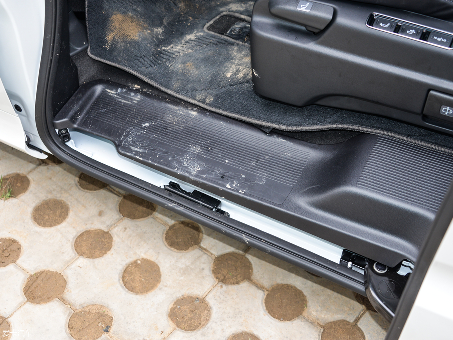 2018?yun)Wِ 2.4L CVT