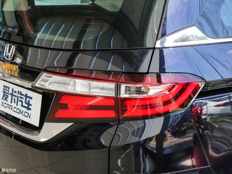 2018��W��ِ 2.4L CVT���A��