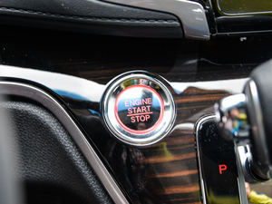 2018��2.4L CVT����� �п؅^