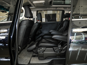 2018款2.4L CVT尊享版 后排空间
