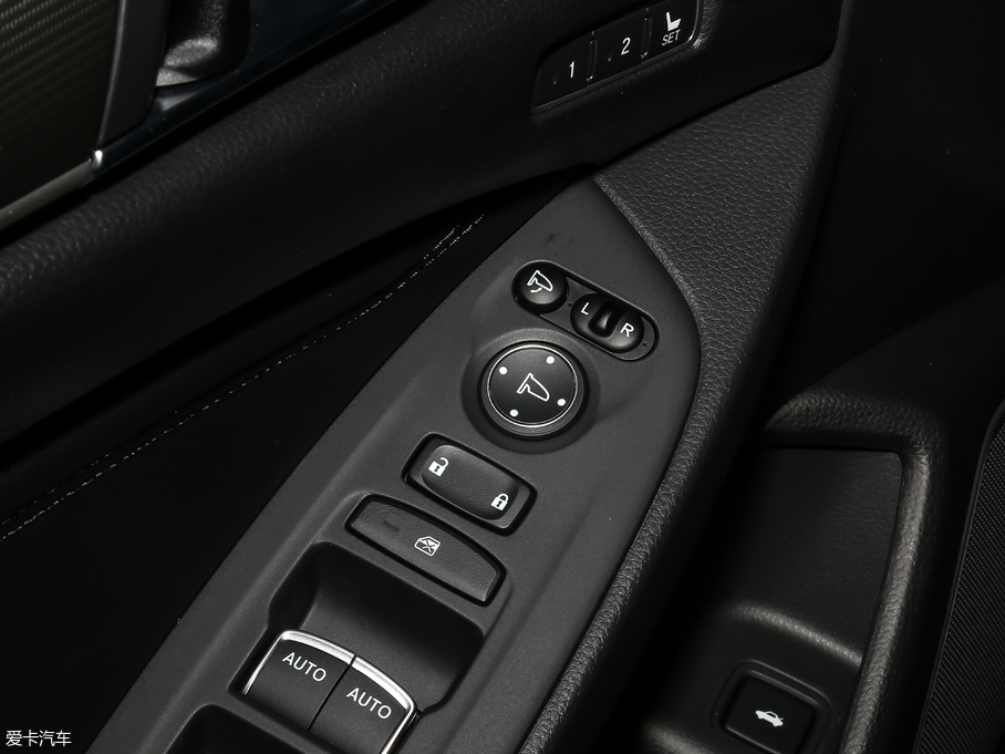 2018wJ(dng) 2.0L Jǰ V