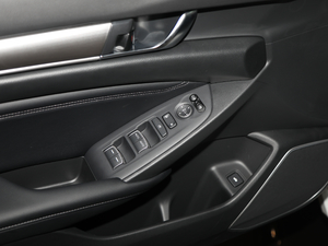 20182.0L JI V {܇ƅ^	