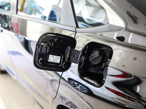 2019款180Turbo CVT领先版 国V 油箱盖