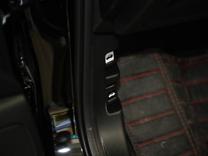 2019款180Turbo CVT领先版 国V 中控区
