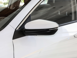 2019180Turbo CVTm V ^