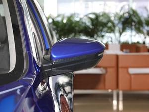 2019180Turbo CVTm V ҕR