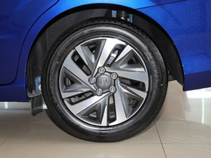 2019180Turbo CVTm V ݆Ȧ