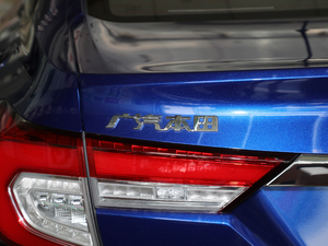 2019180Turbo CVTm V ^