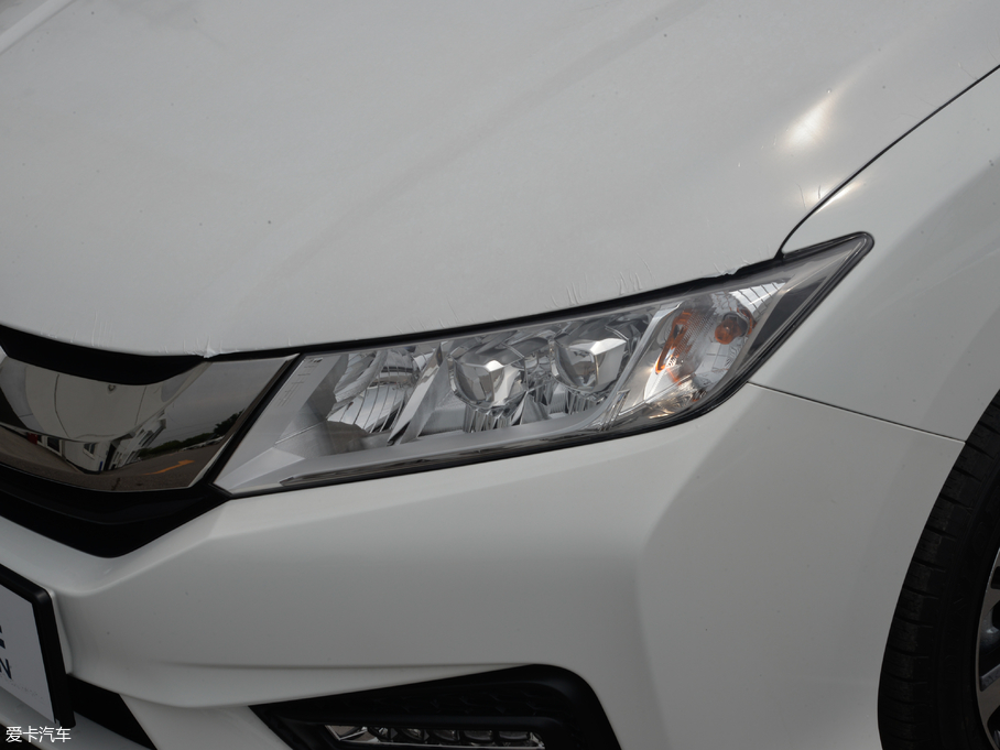 2018���h�� 1.5L CVT�̈́�Pro��