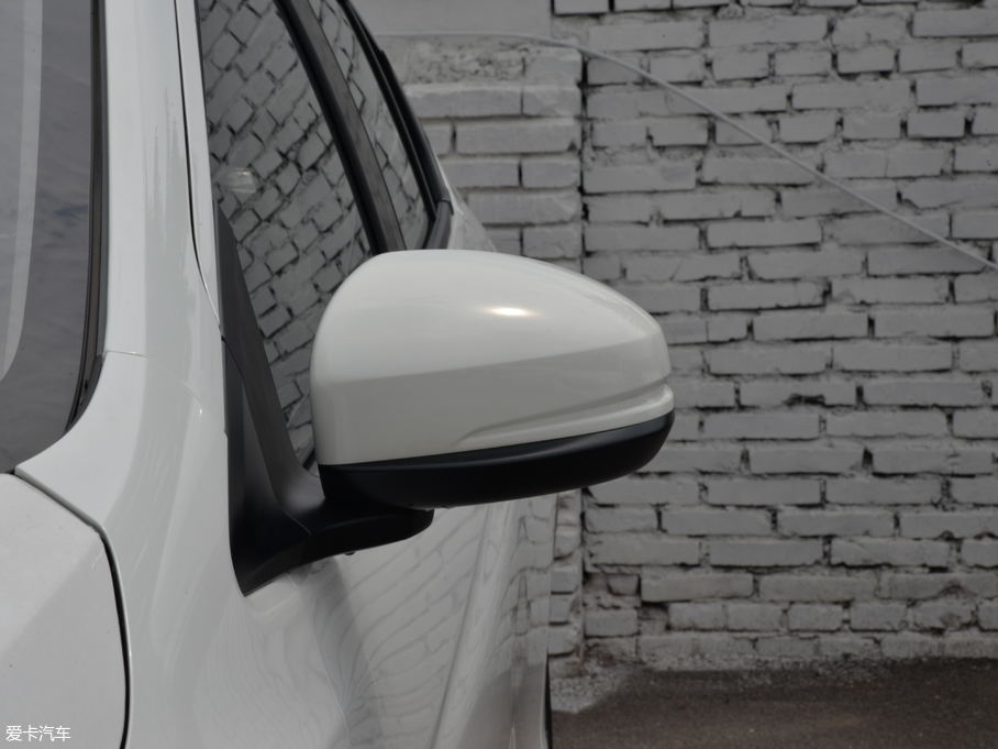 2018���h�� 1.5L CVT�̈́�(d��ng)Pro��