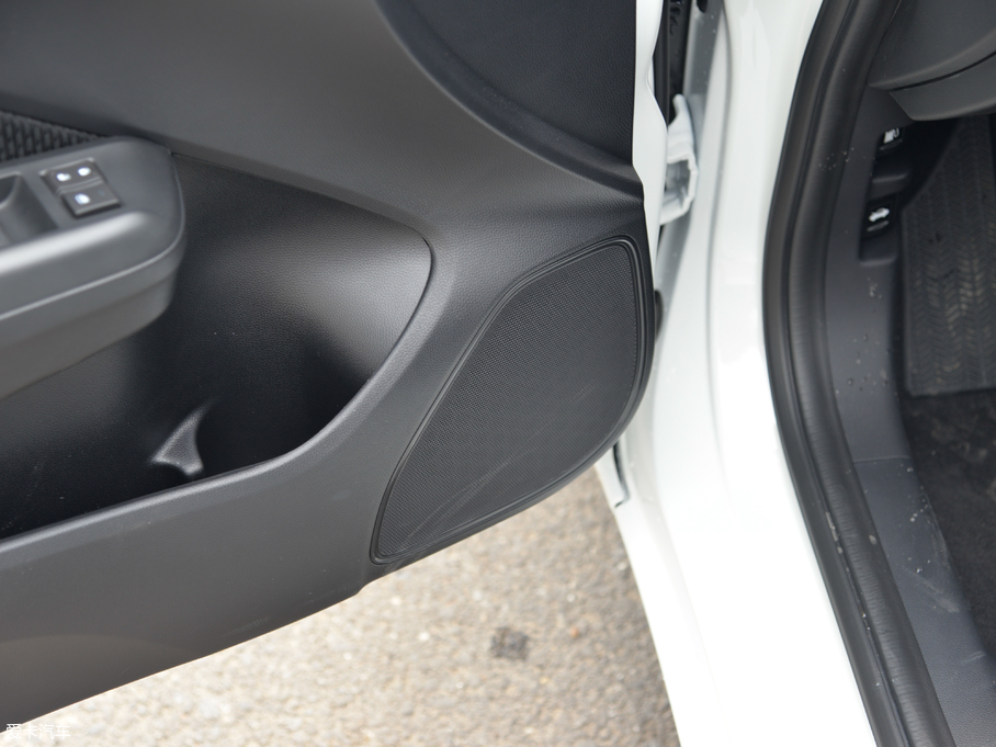 2018���h�� 1.5L CVT�̈́�Pro��