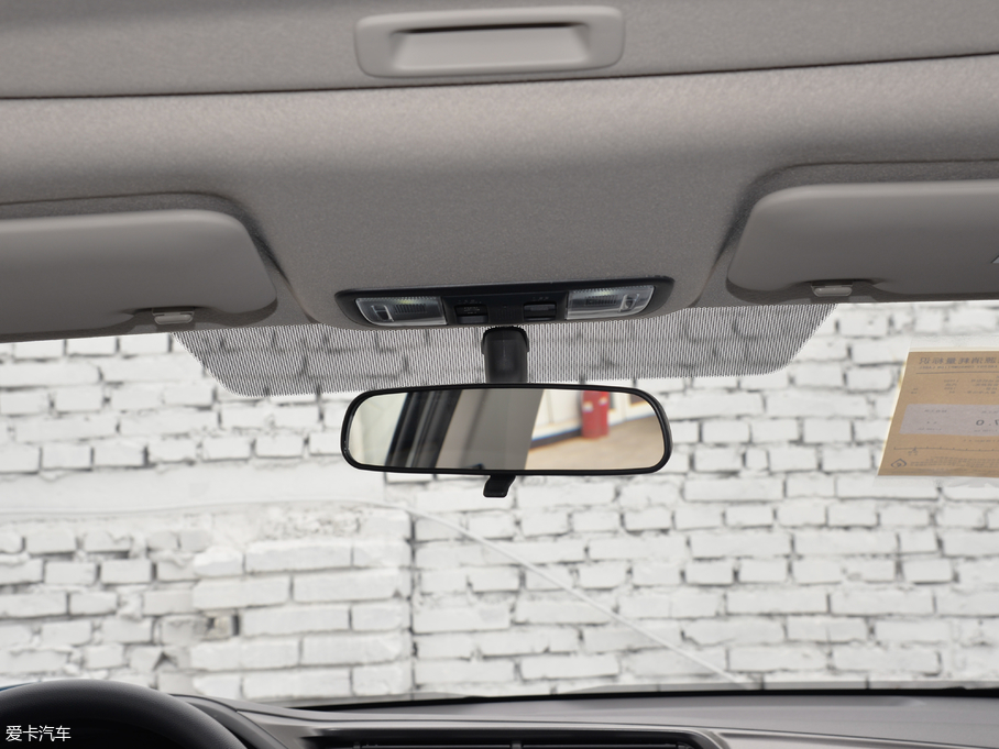 2018���h�� 1.5L CVT�̈́�Pro��