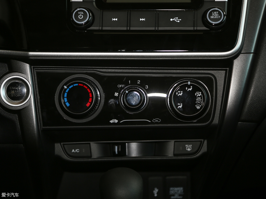 2018���h�� 1.5L CVT�̈́�Pro��