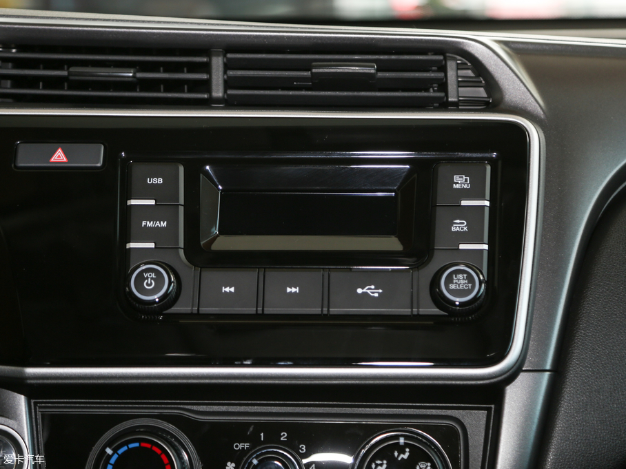 2018���h�� 1.5L CVT�̈́�Pro��