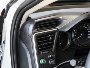 20181.5L CVT̈́(dng) g