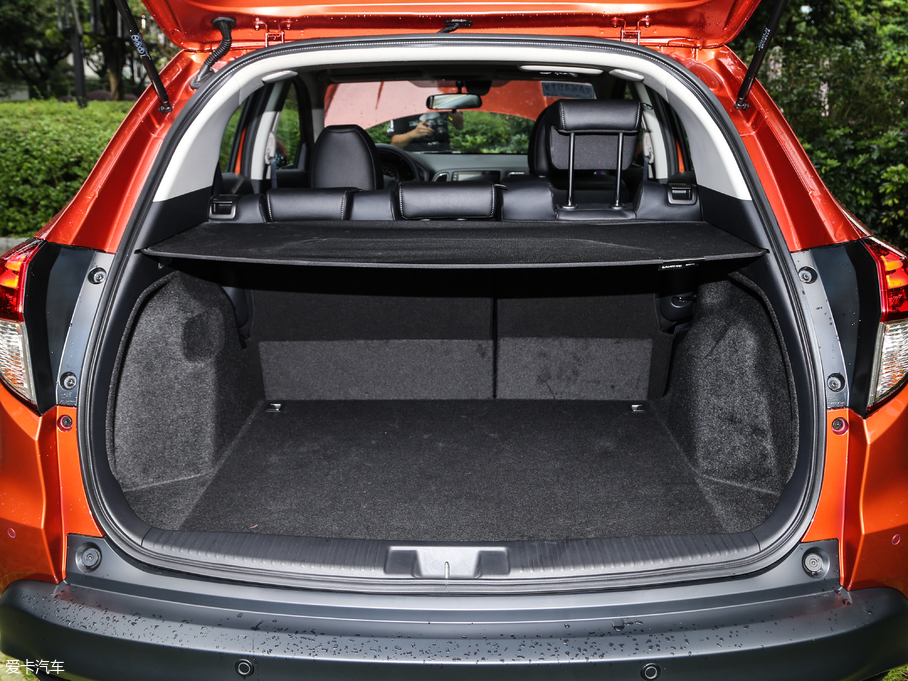 2019���_�� 220 TURBO CVT��Ş�� ��VI