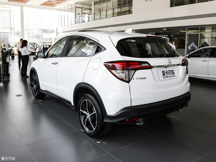 2019���_�� 220 TURBO CVT���A�� ��VI