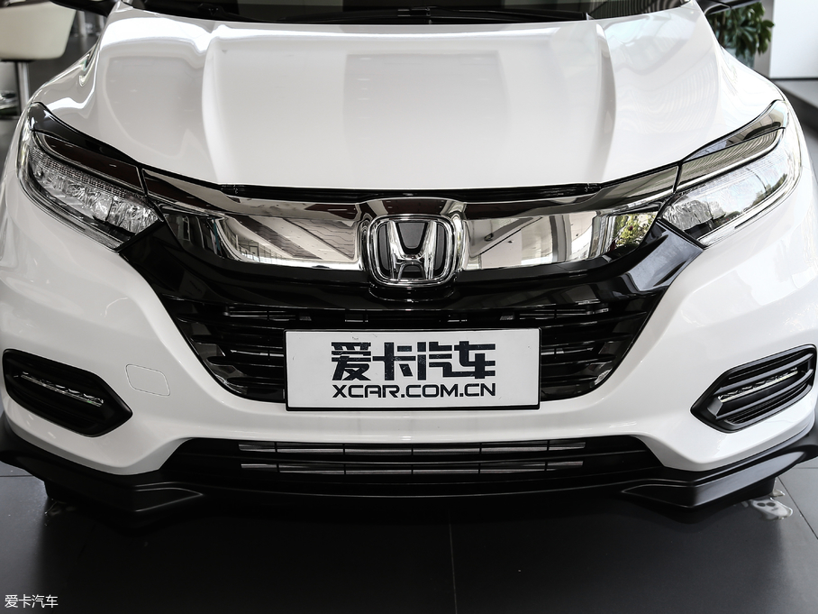 2019_ 220 TURBO CVTA VI