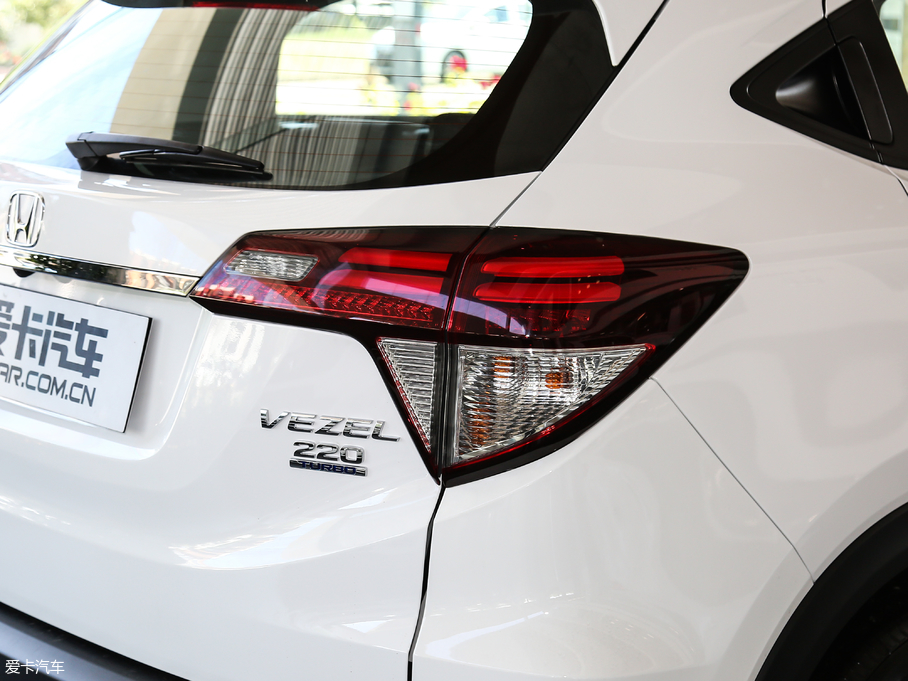 2019_ 220 TURBO CVTA VI