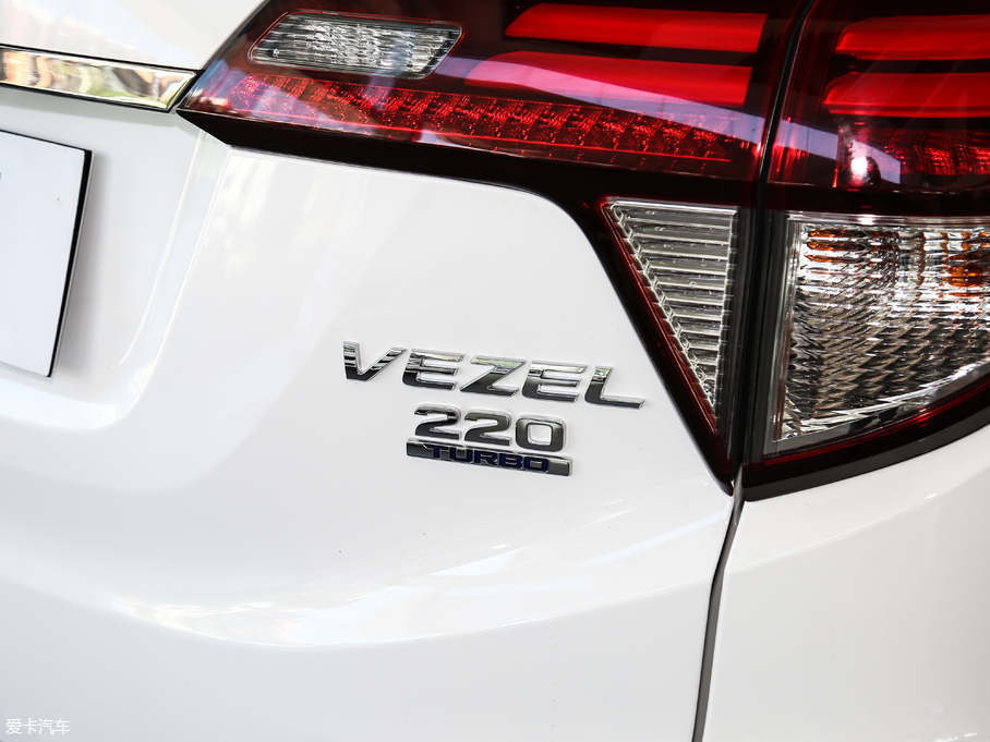 2019_ 220 TURBO CVTA (gu)VI