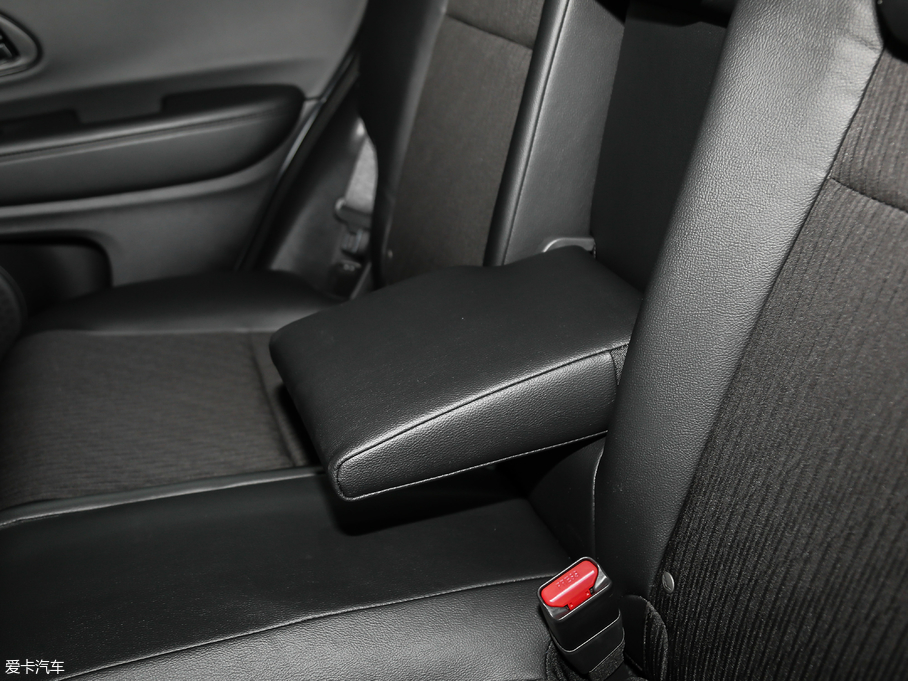 2019_ 220 TURBO CVTA (gu)VI