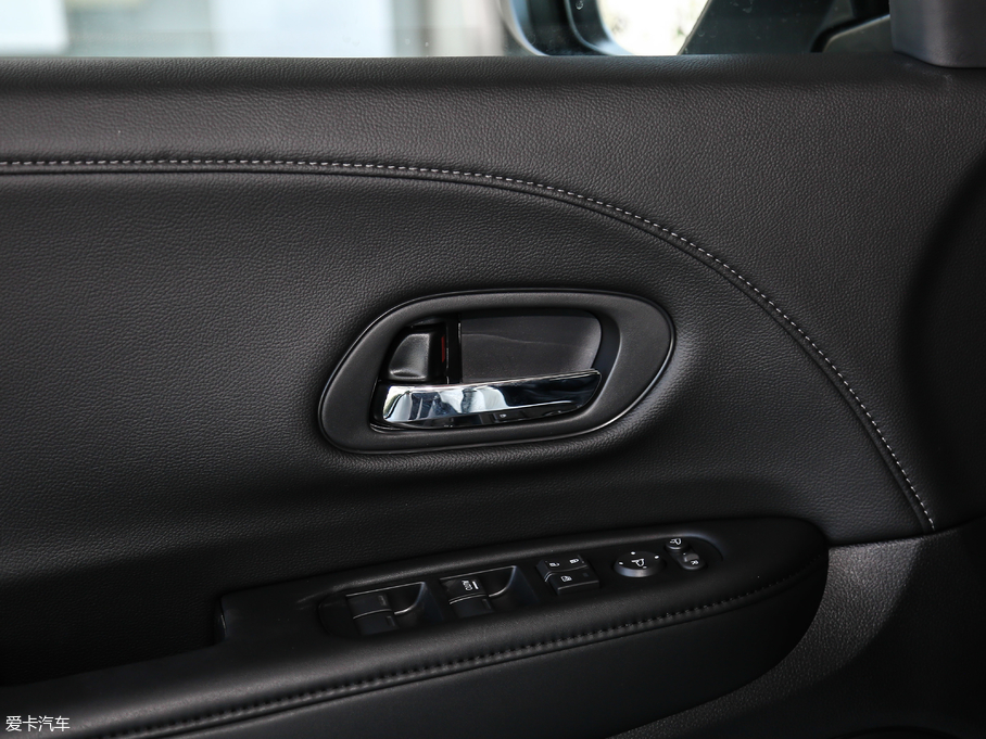 2019_ 220 TURBO CVTA VI