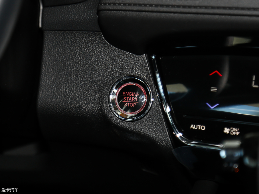 2019_ 220 TURBO CVTA VI