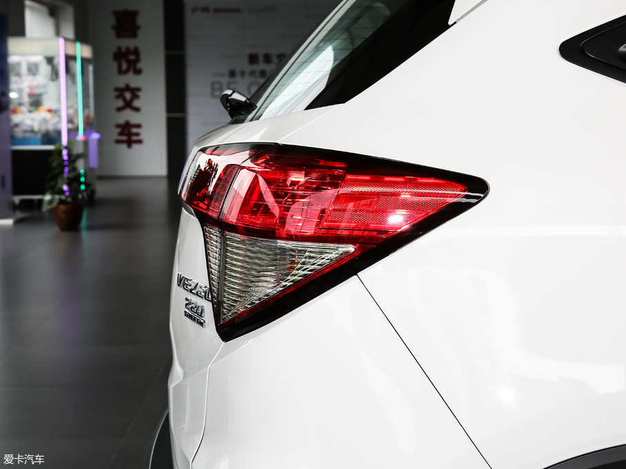 2019���_�� 220 TURBO CVT��Ӣ�� ��VI