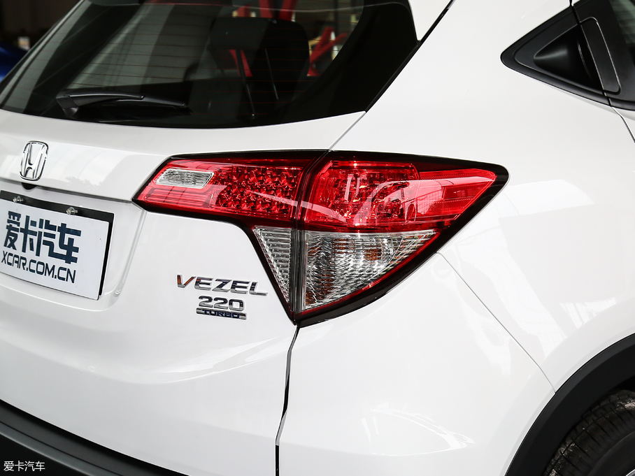 2019���_�� 220 TURBO CVT��Ӣ�� ��VI